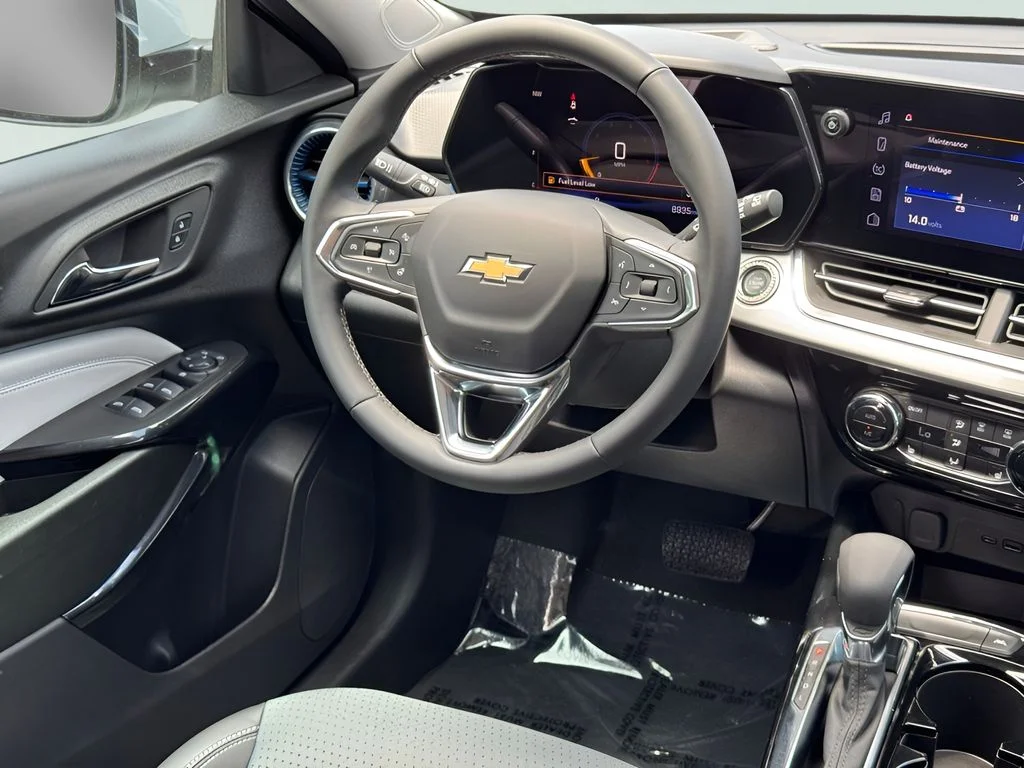 Used 2026 White Chevrolet LT image 16