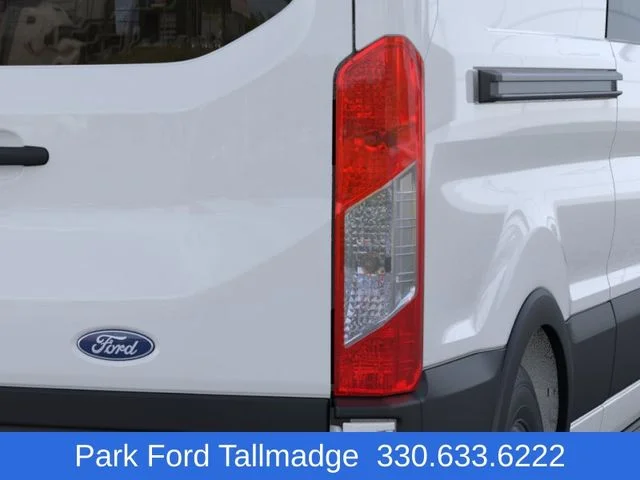 New 2026 Oxford White Ford Base image 21