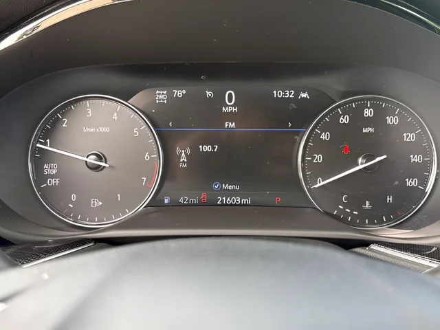 Used 2023 Blue Buick Essence image 12