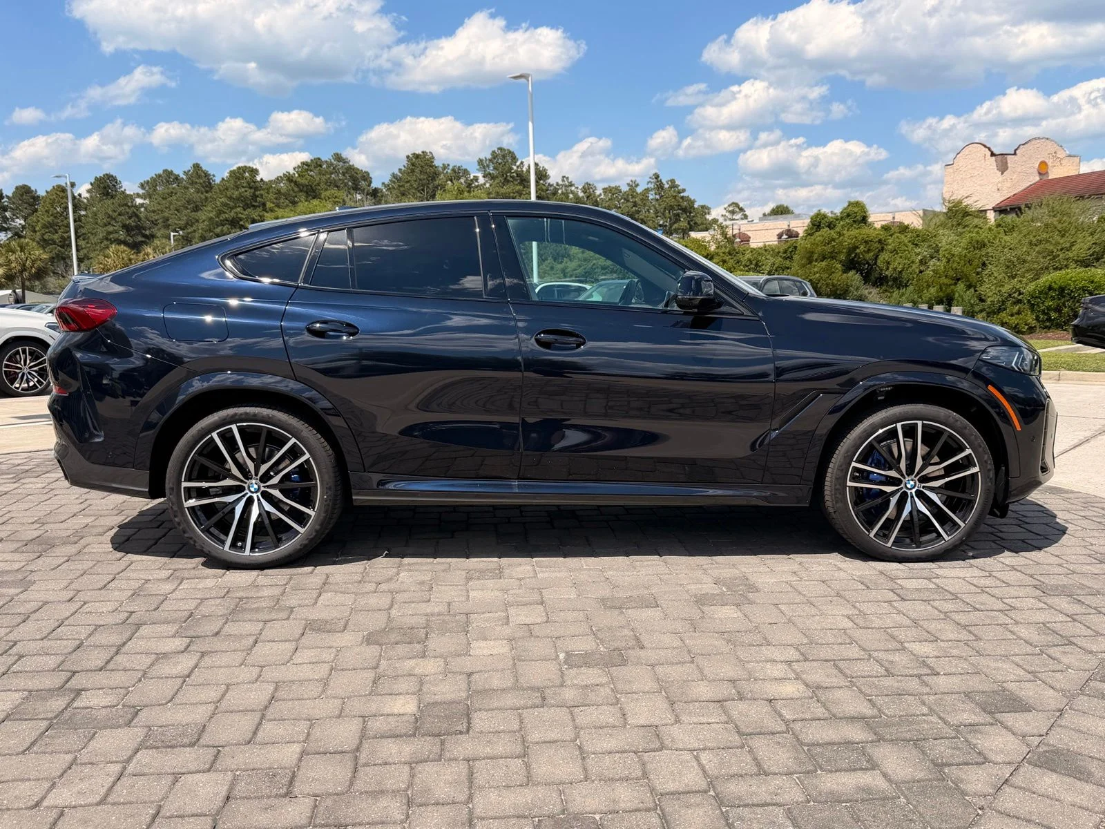 New 2027 Carbon Black Metallic BMW xDrive40i image 7
