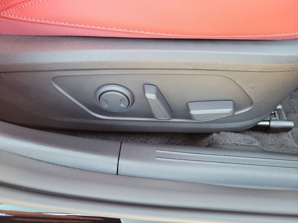 New 2027 Aurora Black Pearl Kia GT-Line image 9