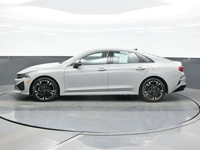 Used 2024 Gray Kia GT-Line image 4