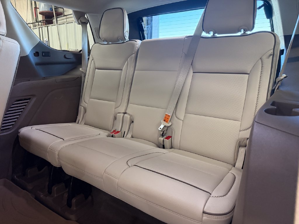 Used 2021 White GMC Denali image 21