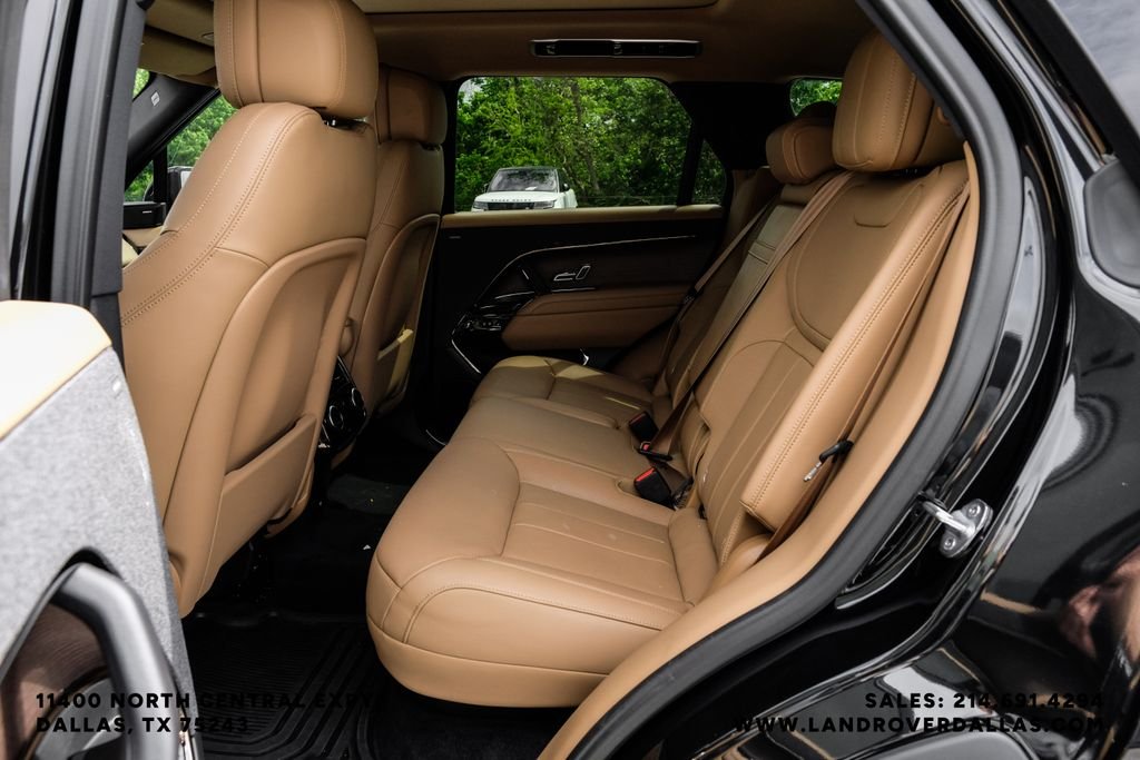 Used 2023 Black Land Rover SE image 40
