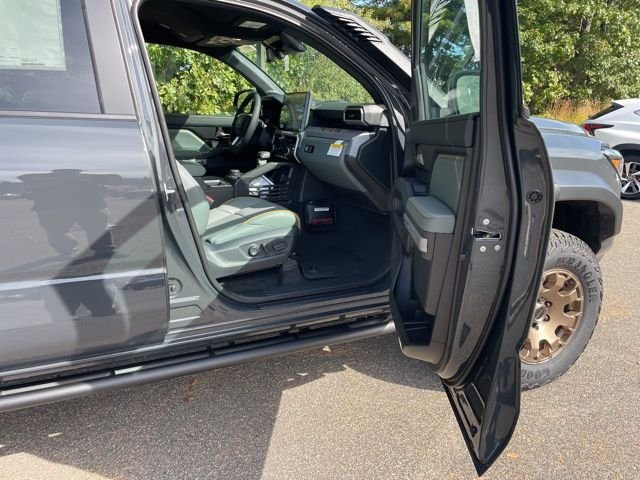 2025 Toyota Tacoma Trailhunter - Photo 11