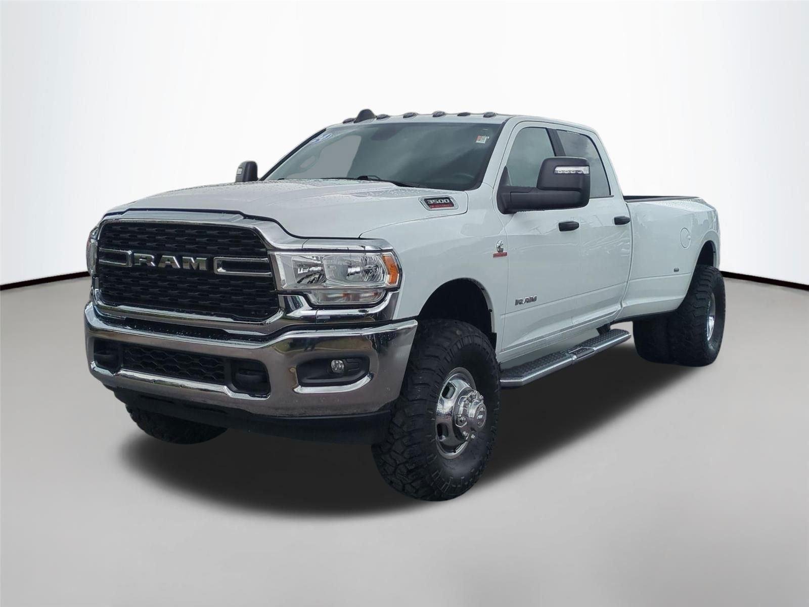 2024 RAM 3500 Big Horn 4X4 Crew Cab LWB's photo