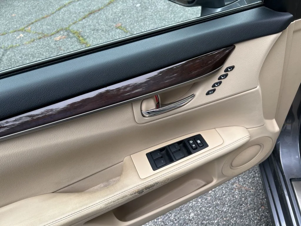 Used 2013 Gray Lexus 350 image 14