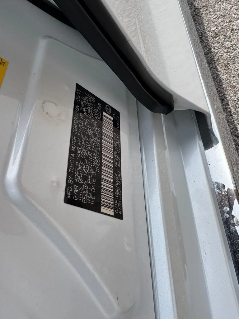 Used 2018 Ultra White Lexus 500 Base image 27