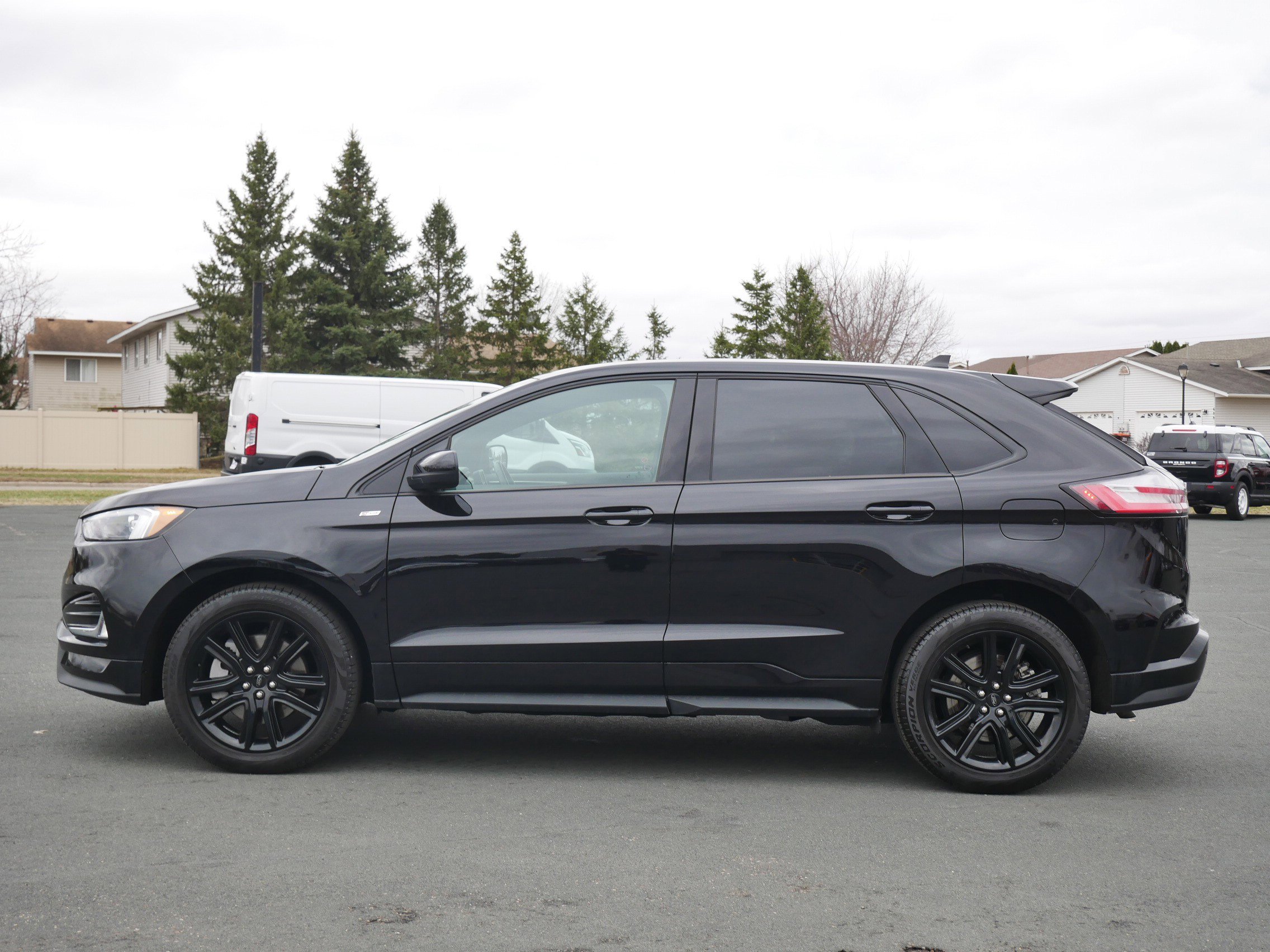 Used 2024 Ford Edge ST-Line with VIN 2FMPK4J99RBA37326 for sale in Hastings, Minnesota