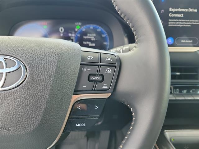 Certified Used 2024 PRECIOUS METAL Toyota  image 23