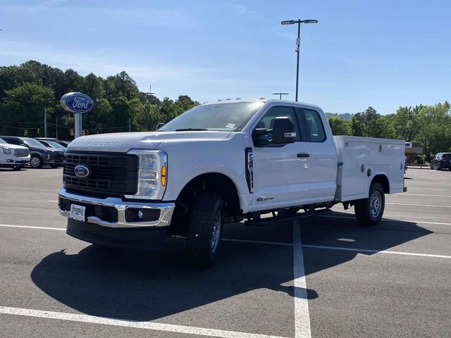 New 2026 White Ford XL image 7