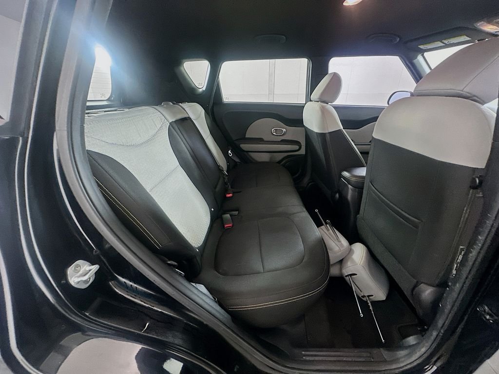 Used 2015 Black Kia Plus image 24