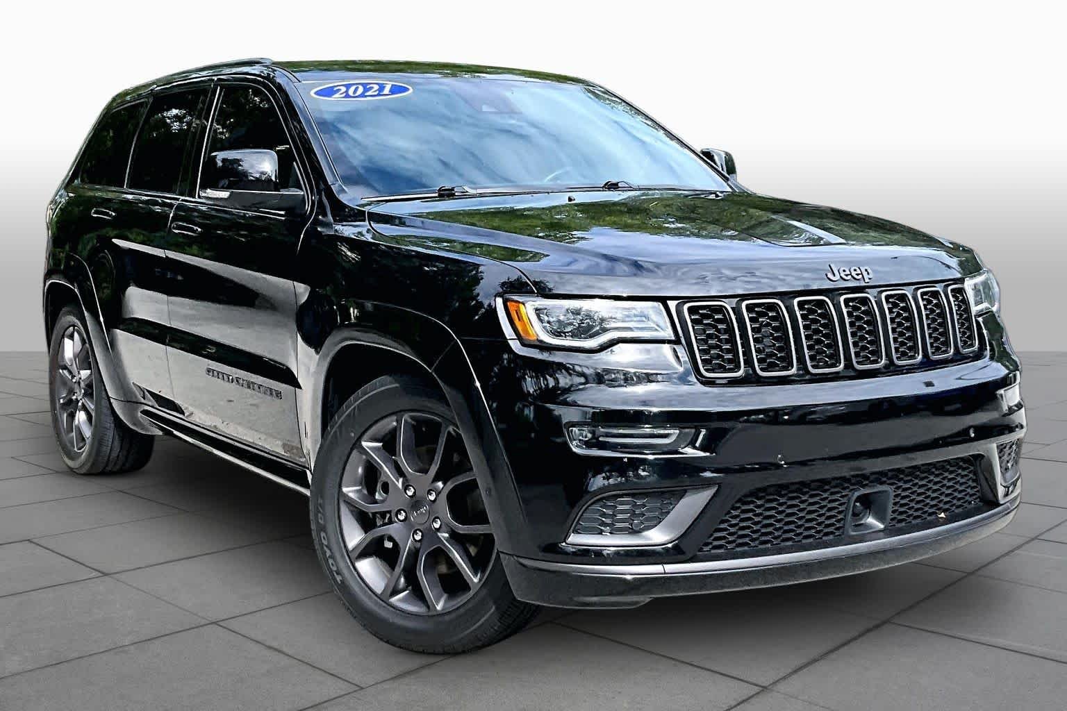 Used 2021 Diamond Black Crystal Pearlcoat Jeep High Altitude image 3