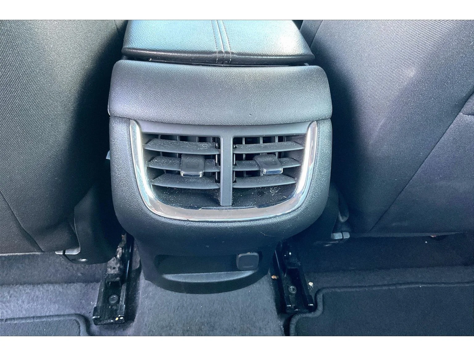 Used 2025 Summit White Chevrolet 1LT image 23