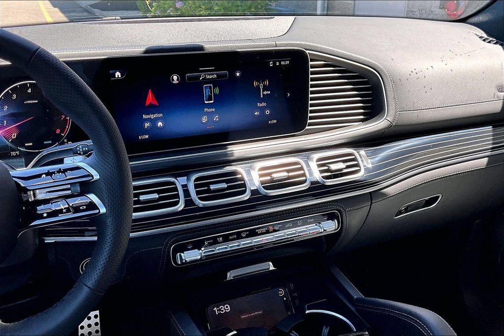 New 2026 MANUFAKTUR Moonlight White Metallic Mercedes-Benz GLE 350 image 21