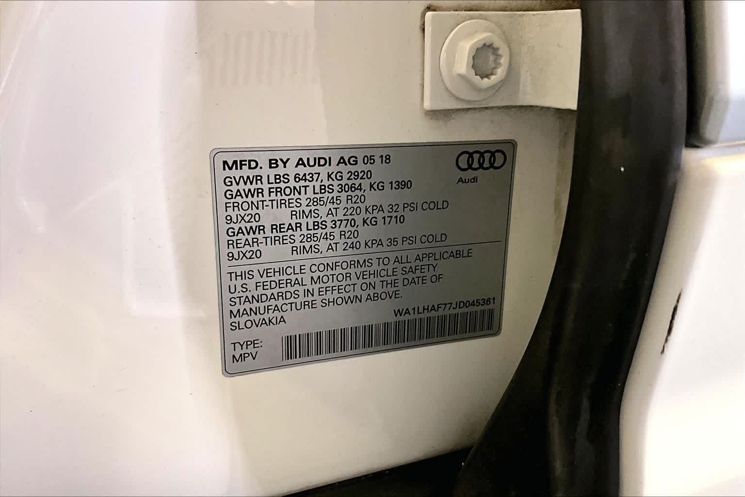 Used 2018 Carrara White Audi Premium Plus image 34