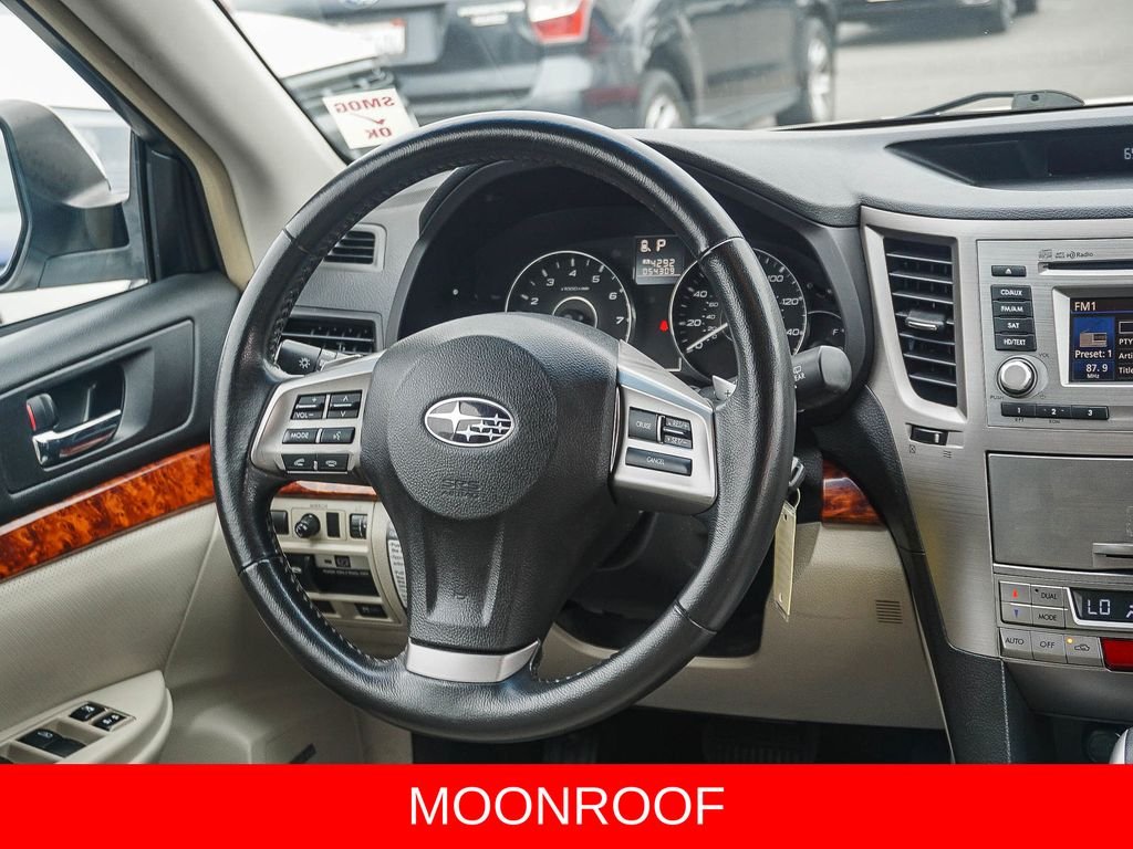 Used 2012 White Subaru 2.5i image 16