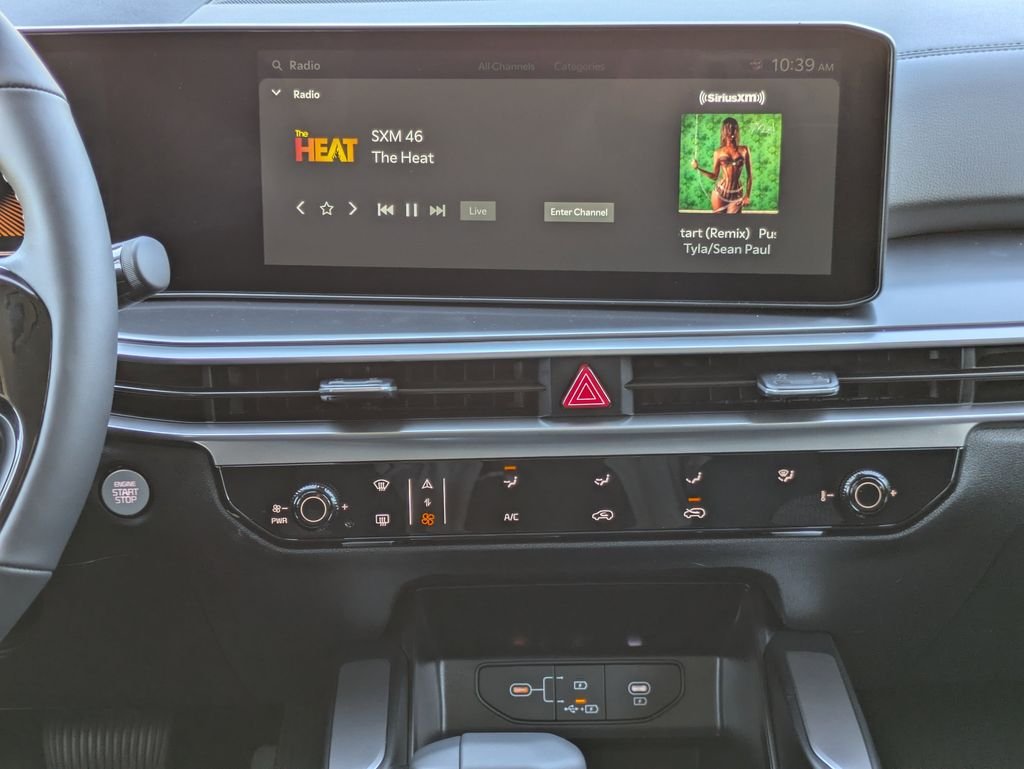 New 2026 Ivory Silver Kia LX image 16