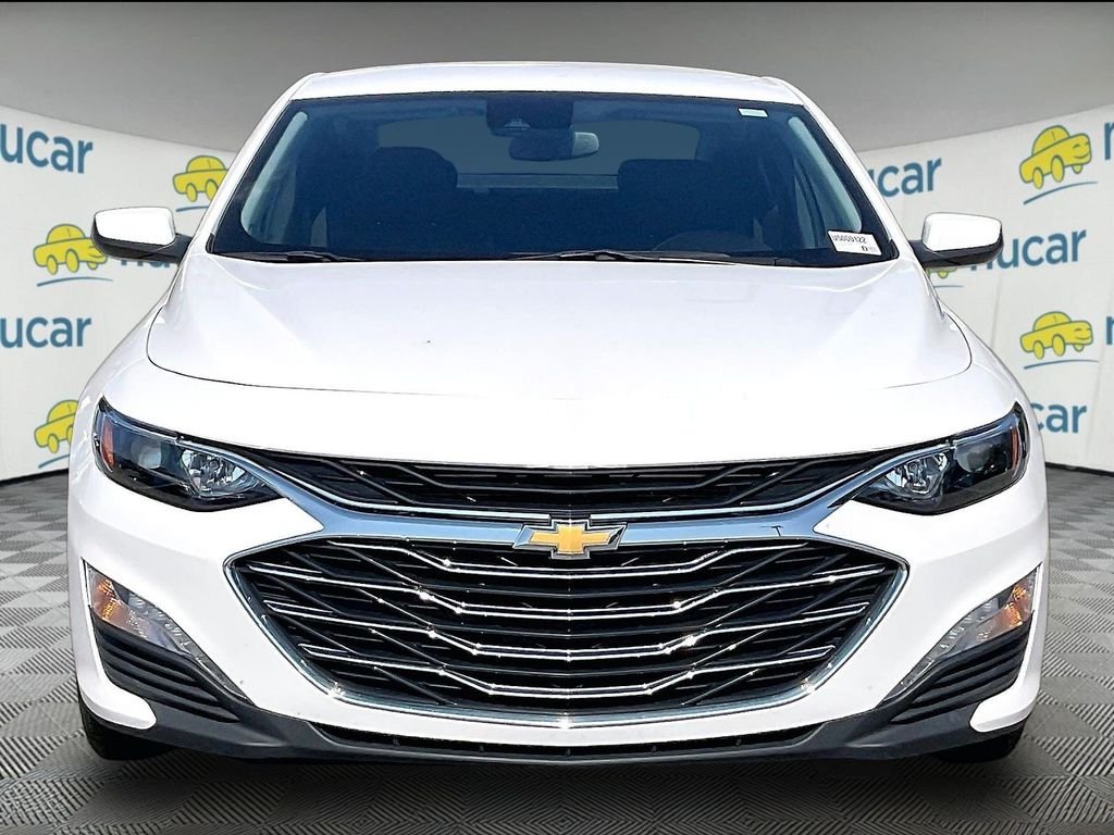 Used 2024 Summit White Chevrolet LT image 2
