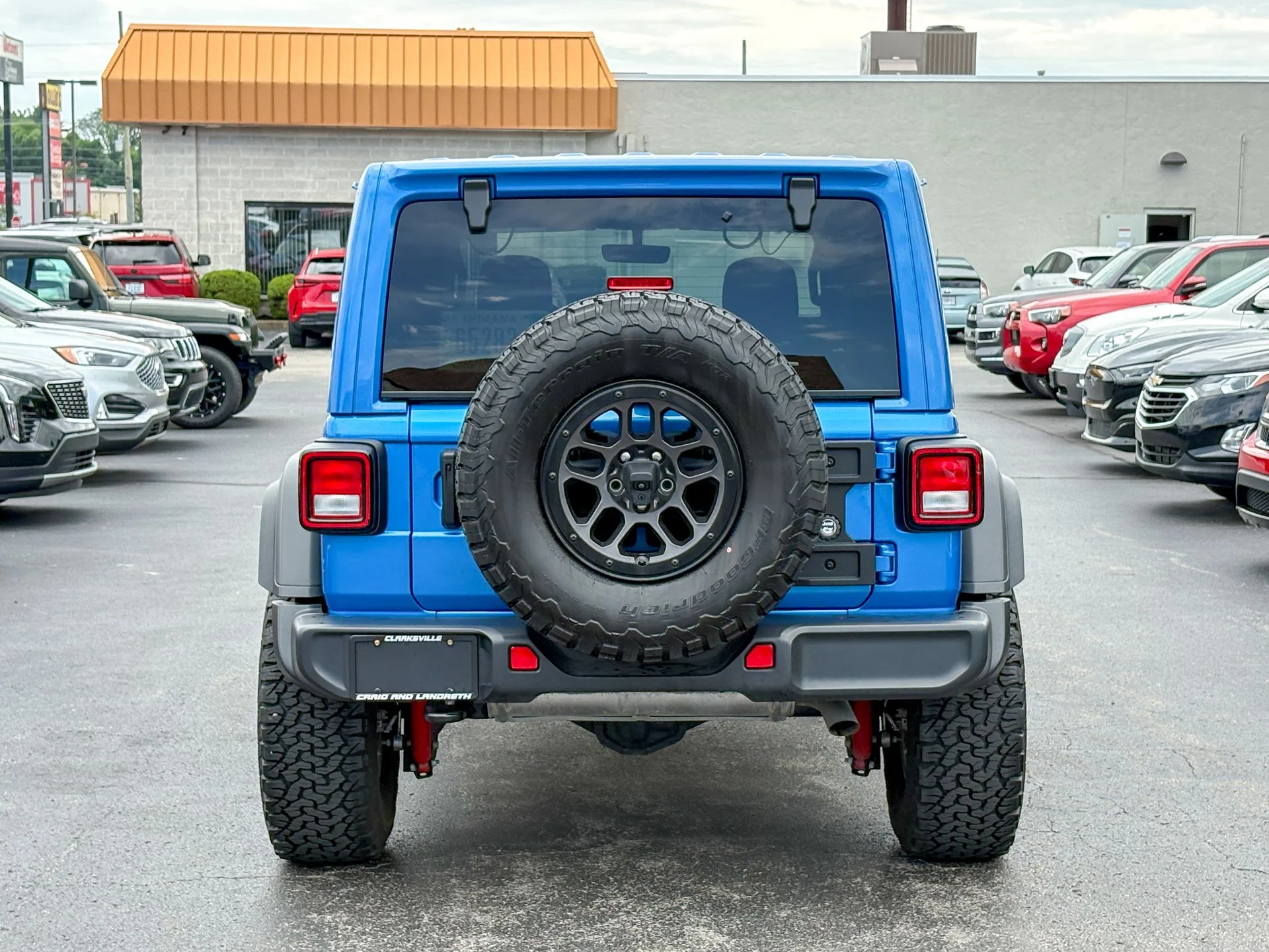 Used 2023 Blue Jeep High Tide image 7