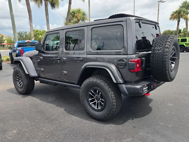 New 2026 Granite Crystal Metallic Clear-Coat Exterior Paint Jeep Rubicon X image 6