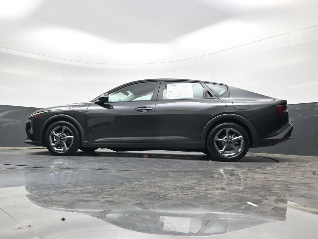 Used 2025 Gray Kia LXS image 38