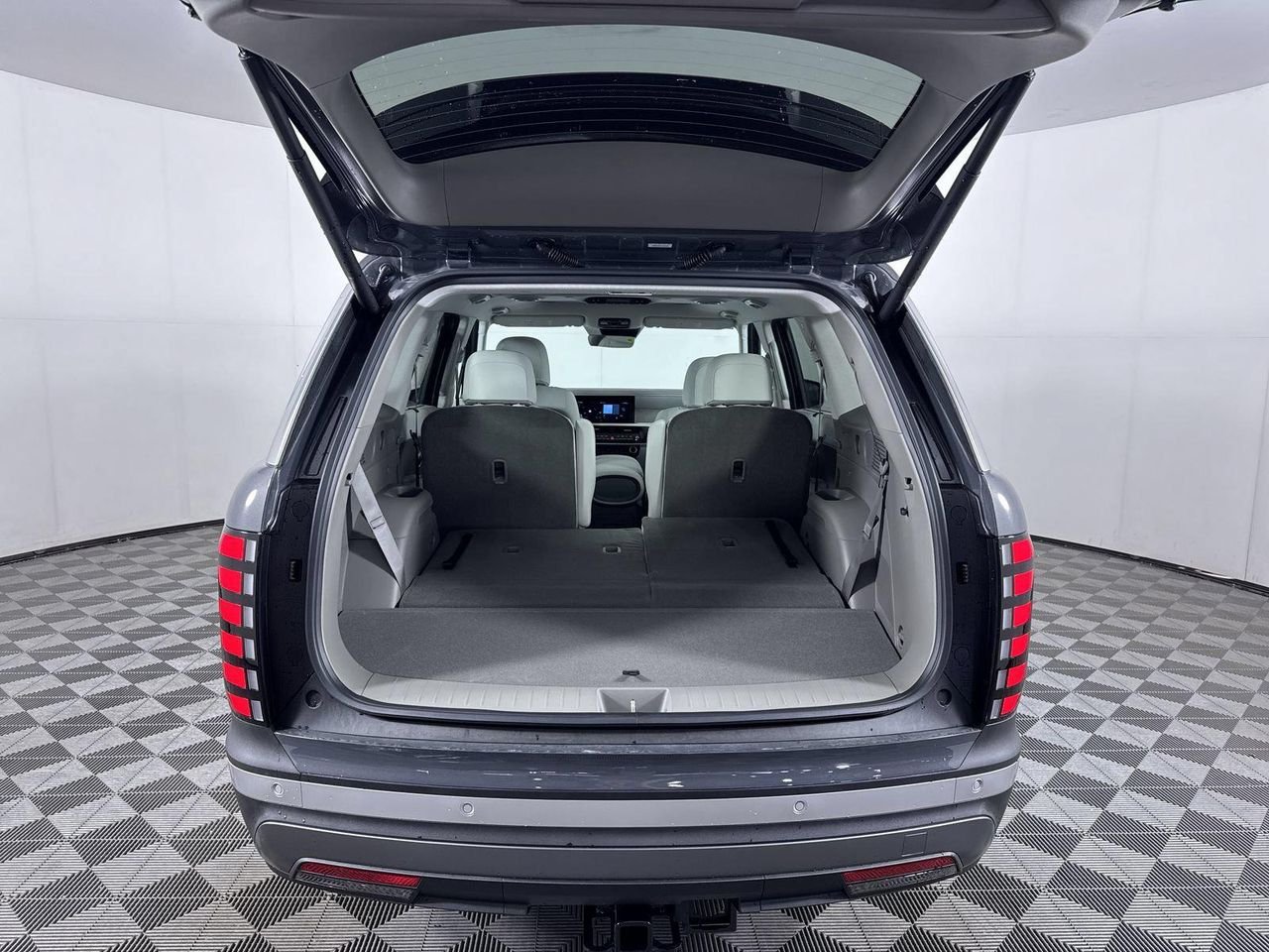 New 2026 Ecotronic Gray Pearl Hyundai SEL Premium AWD image 15