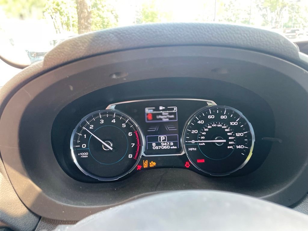 Used 2018 Ice Silver Metallic Subaru 2.5i Limited image 13