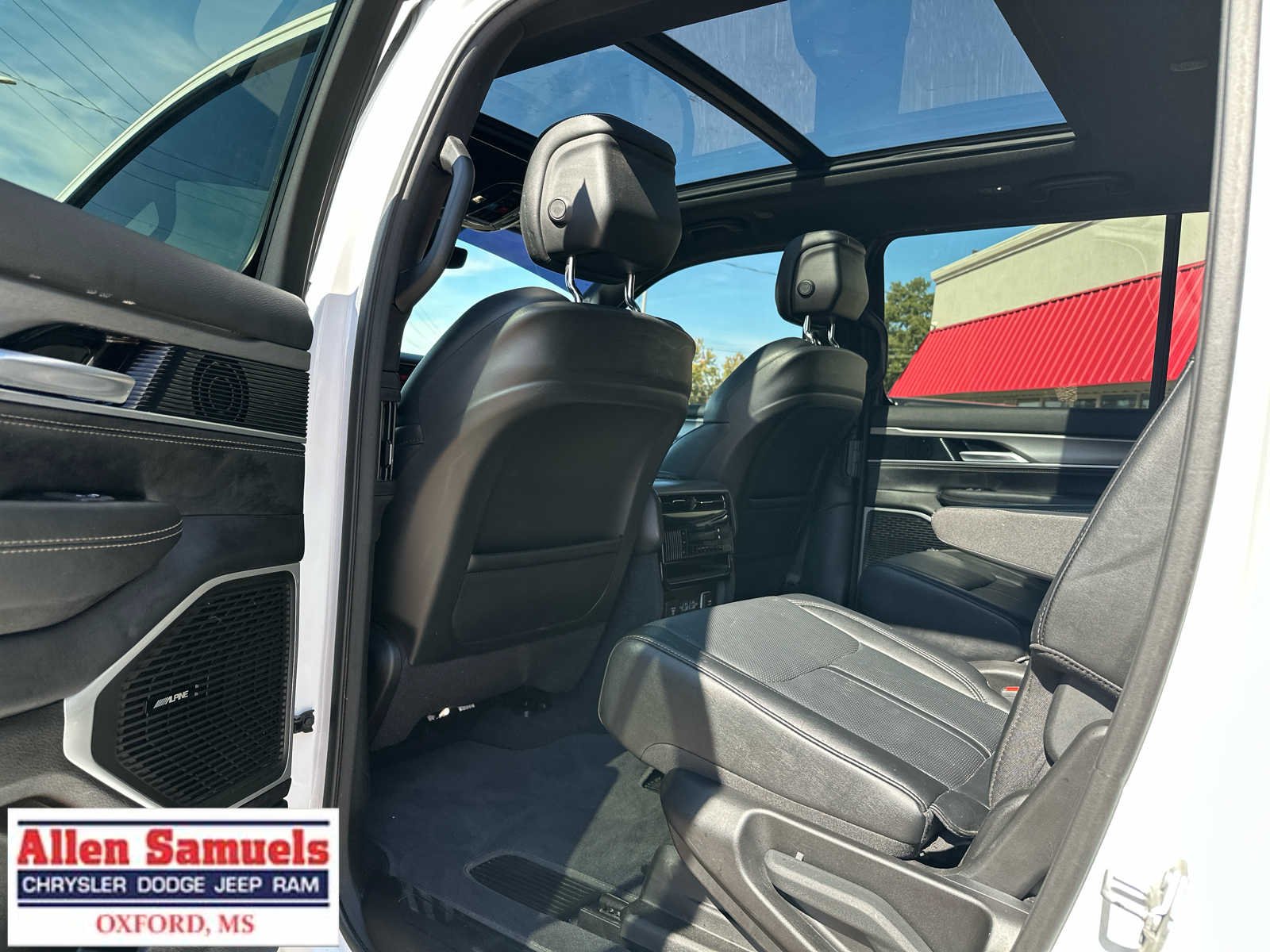 Used 2024 Bright White Clearcoat Jeep Series II Carbide image 13