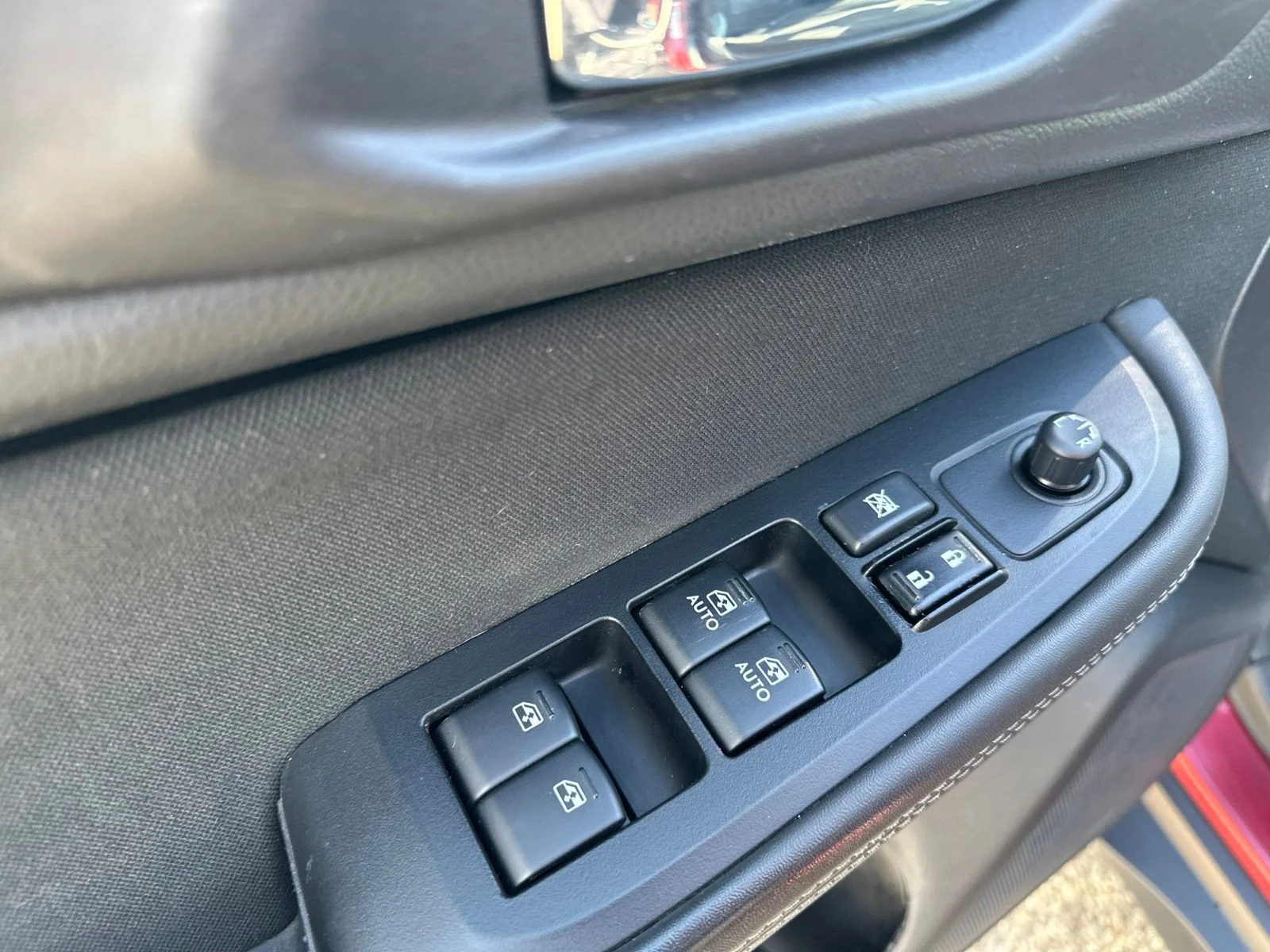 Used 2018 Red Subaru 2.5i Premium image 18