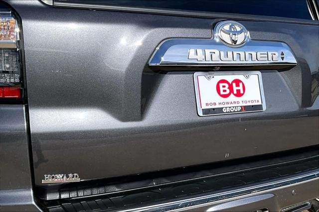 Certified Used 2022 MAGNETIC GRAY MET. Toyota  image 29