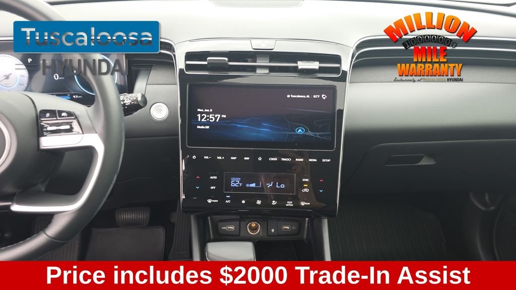 Used 2024 Black Hyundai SEL image 27