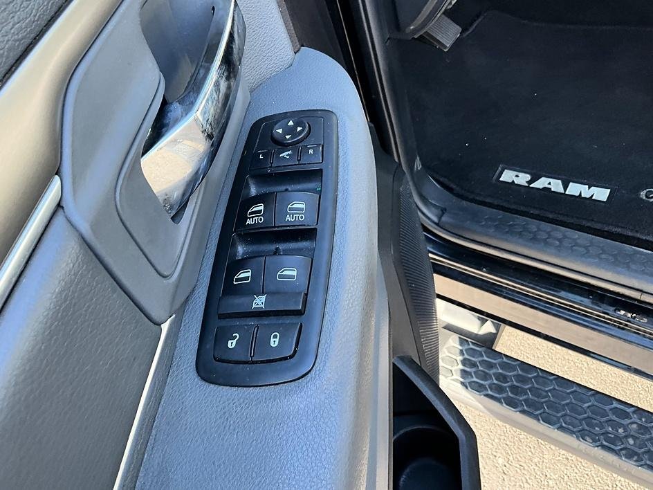 Used 2017 Black Ram SLT image 15
