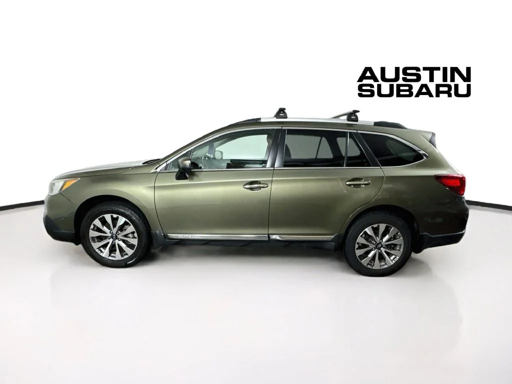 Used 2017 Green Subaru 2.5i image 4