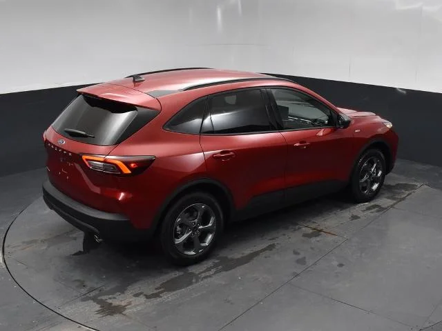 New 2026 Rapid Red Metallic Tinted Clearcoat Ford ST-Line image 33