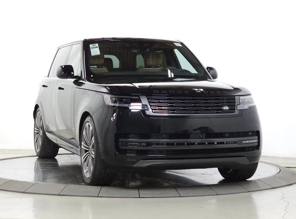 New 2026 Santorini Black Land Rover SE image 9