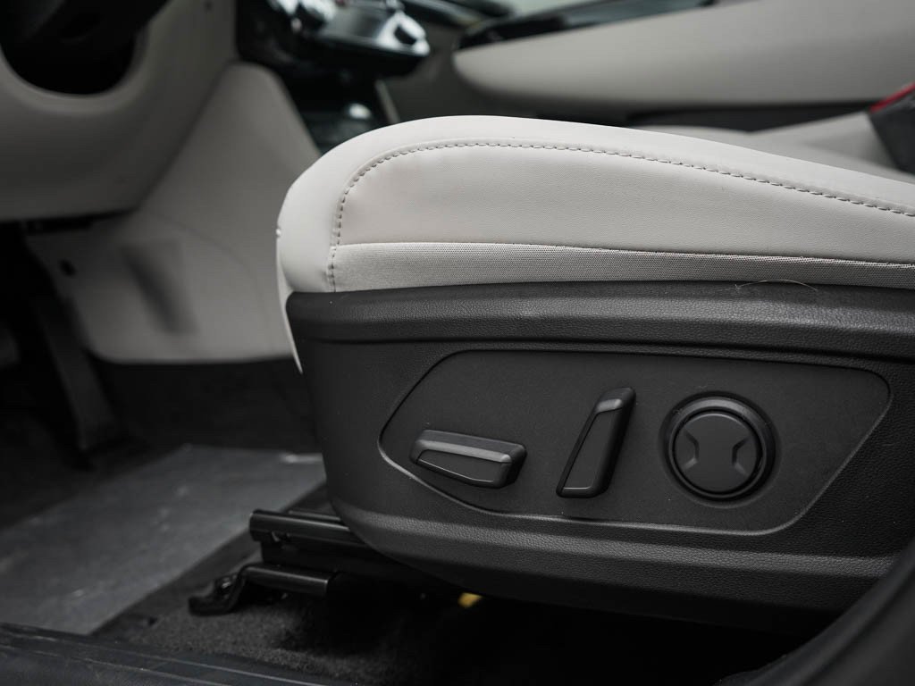 New 2026 Creamy White Pearl Hyundai SEL Convenience AWD image 18