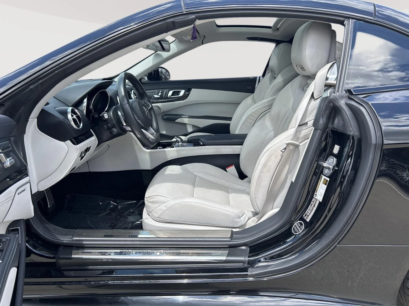 Certified Used 2020 Black Mercedes-Benz SL 450 image 12