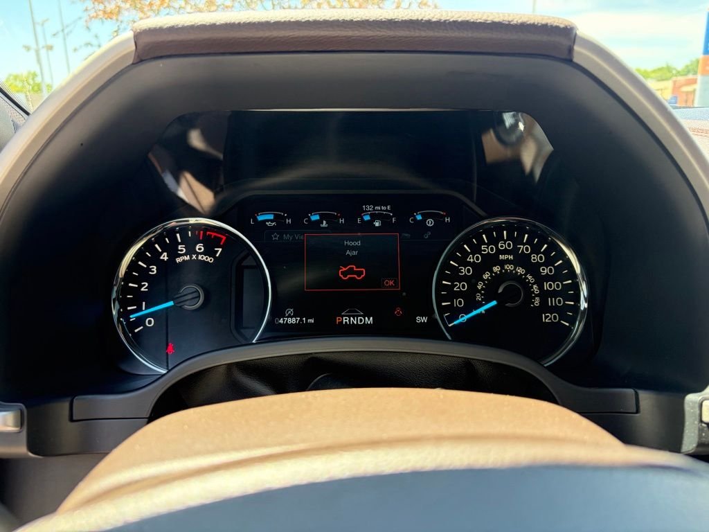 Used 2020 Oxford White Ford King Ranch image 9