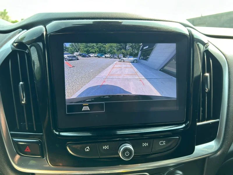 Used 2022 Black Chevrolet LT Sport Utility 4D image 51