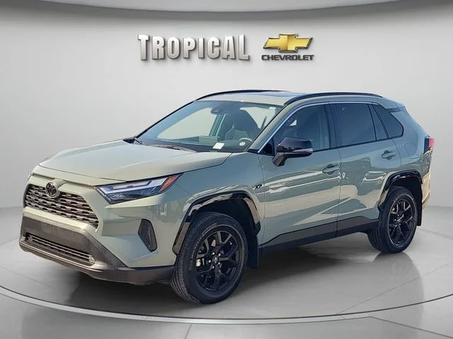 Used 2023 Green Toyota XLE image 1