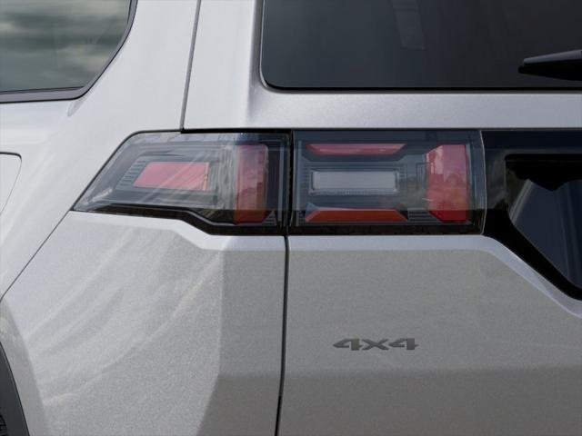 New 2026 Silver Zynith Clear-Coat Exterior Paint Jeep Overland 4x4 image 35