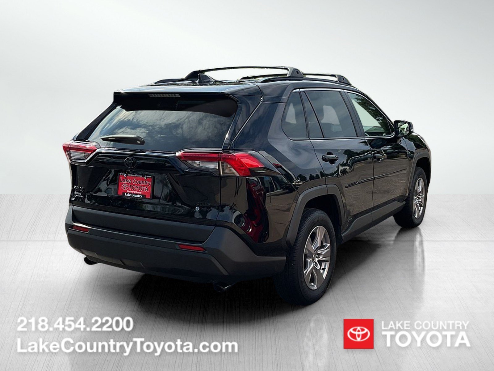 Used 2025 Black Toyota XLE image 5