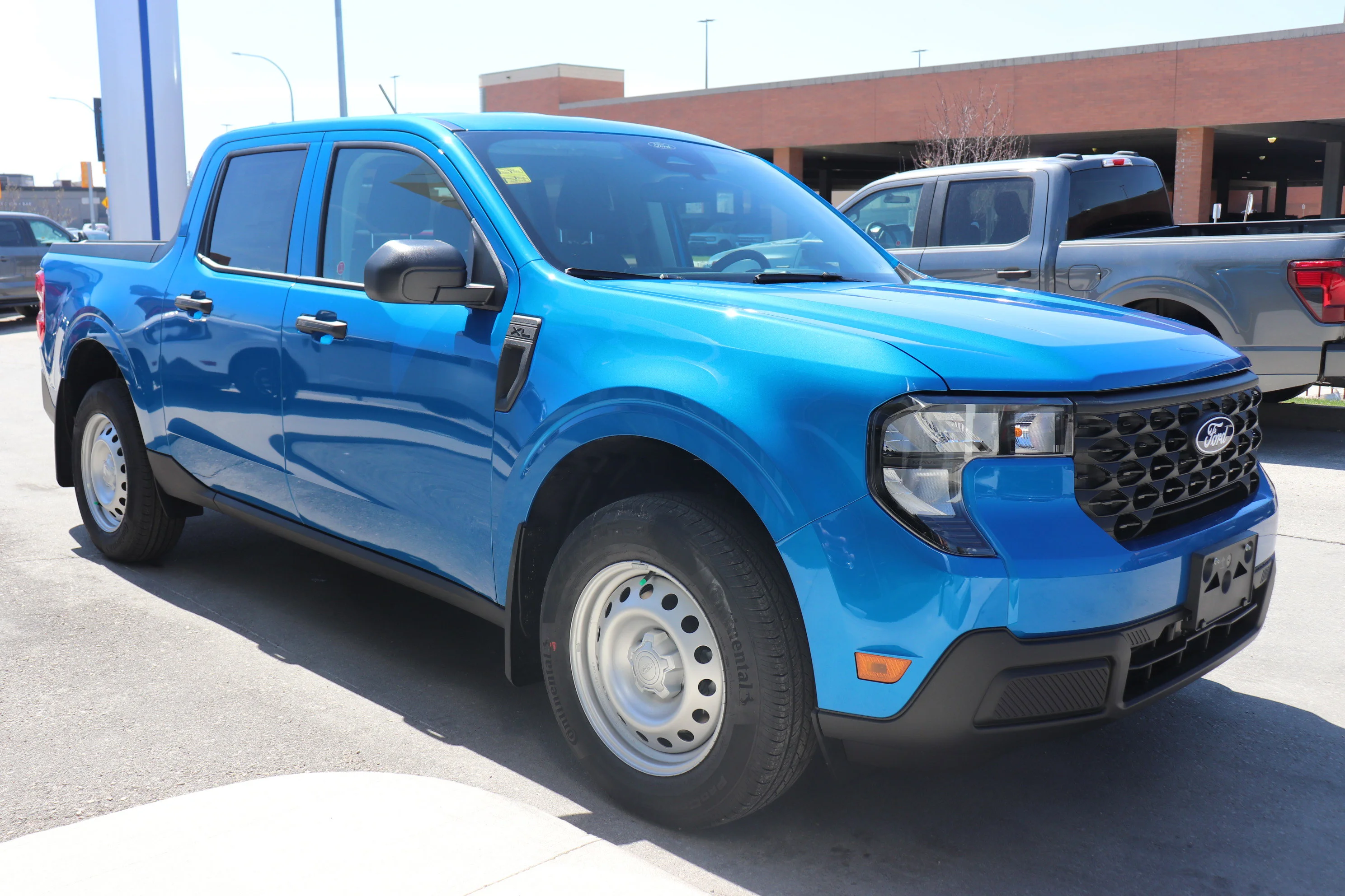 New 2026 VELOCITY BLUE Ford XL image 5