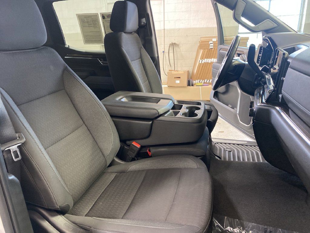2024 Chevrolet Silverado 1500 LT - Photo 36