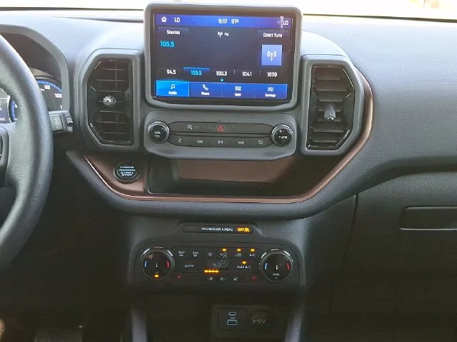 Used 2022 Green Ford Outer Banks image 18
