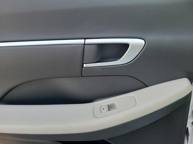 2025 Hyundai Sonata SEL - Photo 12