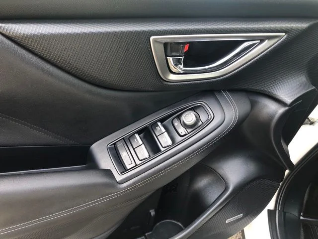 Used 2019 Crystal White Pearl Subaru Limited image 21