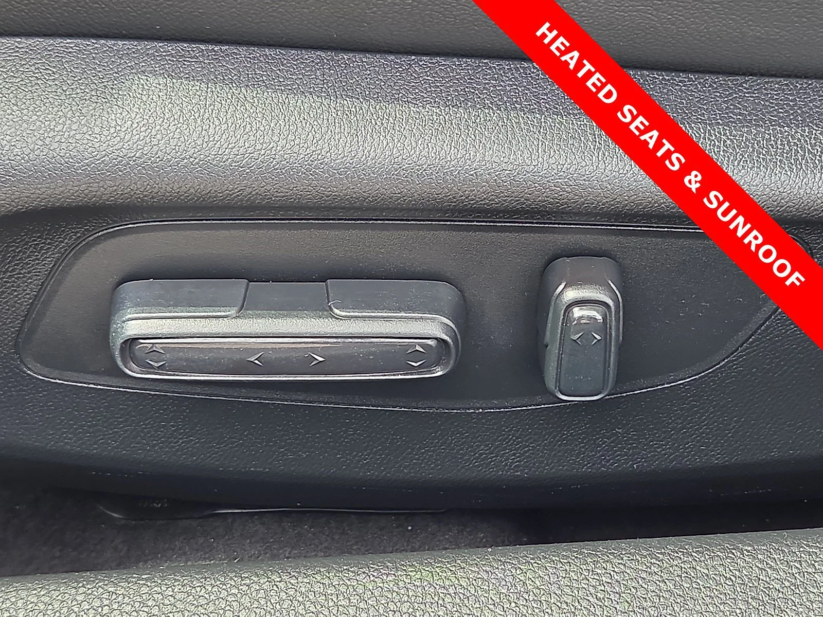 Used 2025 Solar Silver Metallic Honda Sport Touring image 14