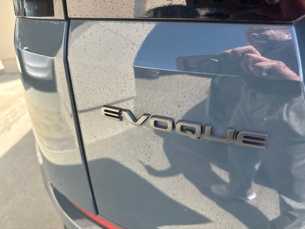 Certified Used 2025 Blue Land Rover Dynamic image 5